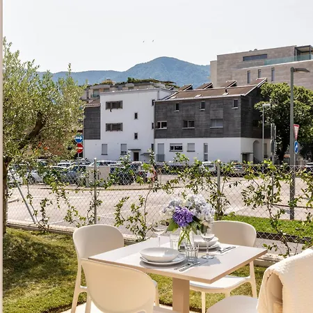 Regalia - Free Parking Apartman